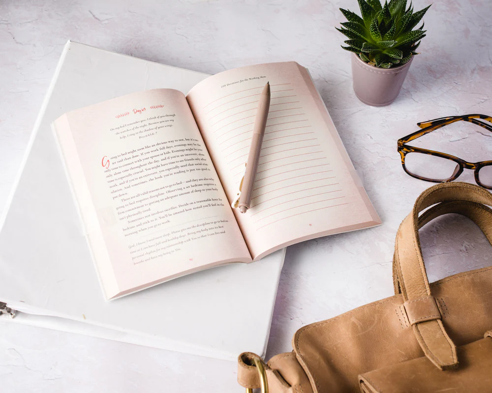 100 Devotions for the Working Mom: Finding Encouragement in Your Busy Life (A 100-Day Devotional) - Image 6