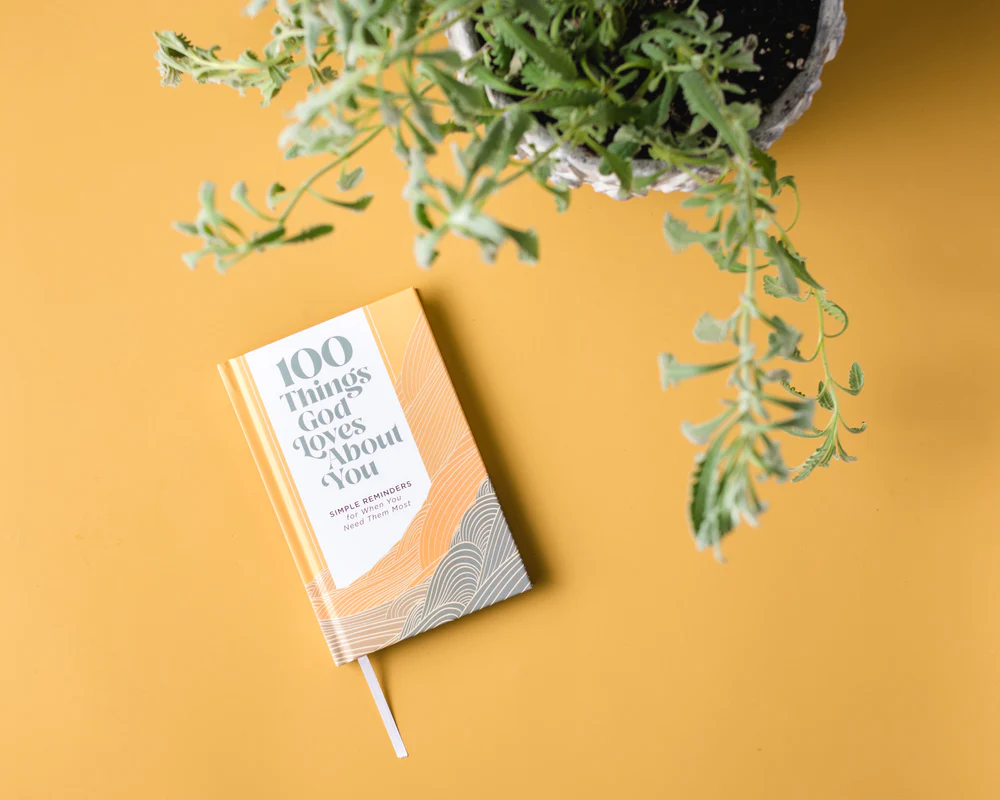 100 Things God Loves About You: Simple Reminders for When You Need Them Most (A 100-Day Devotional) - Image 5