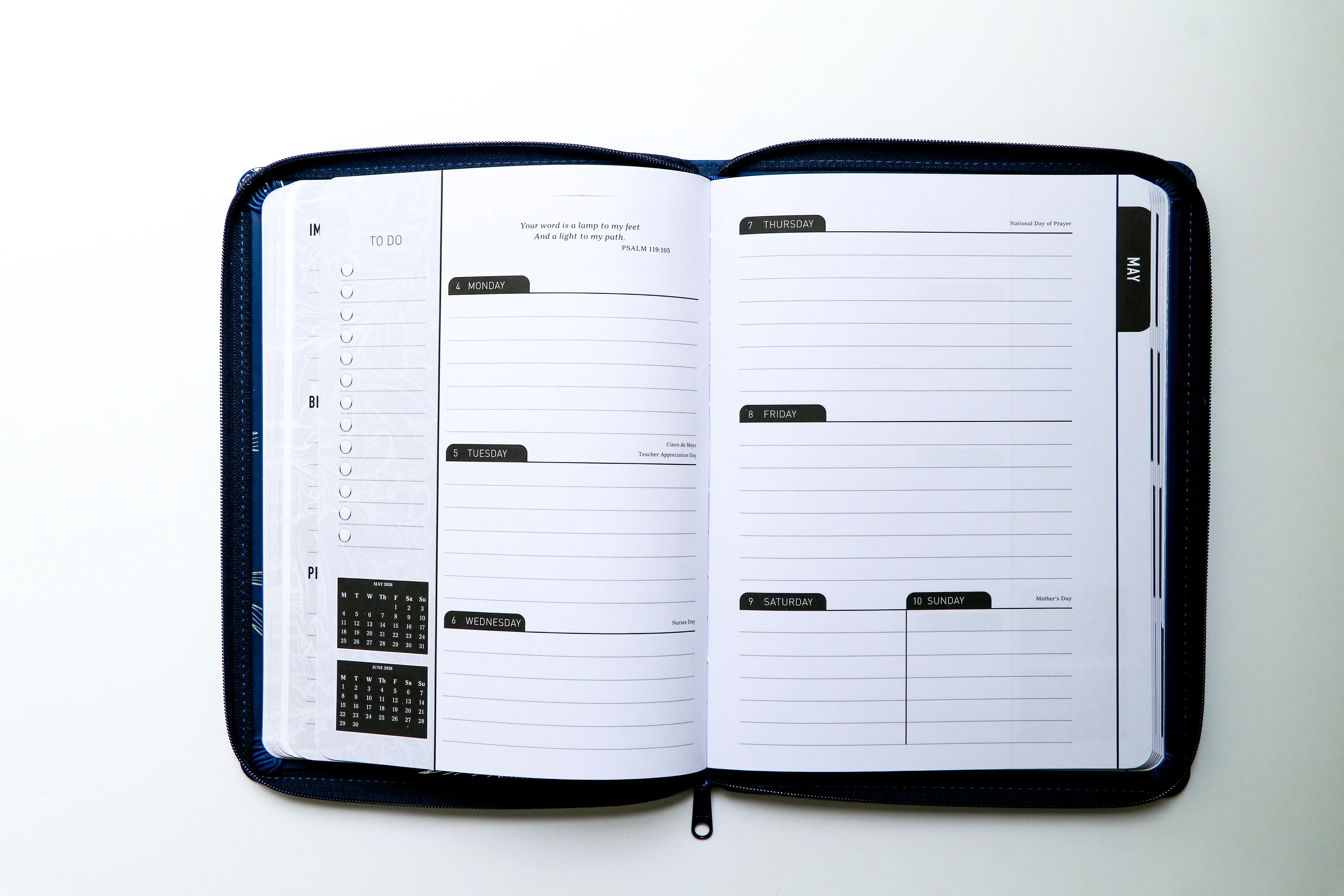 2026 NKJV 16-Month Scripture Planner, Zippered Leathersoft, Navy, Be Strong & Very Courageous - Image 4