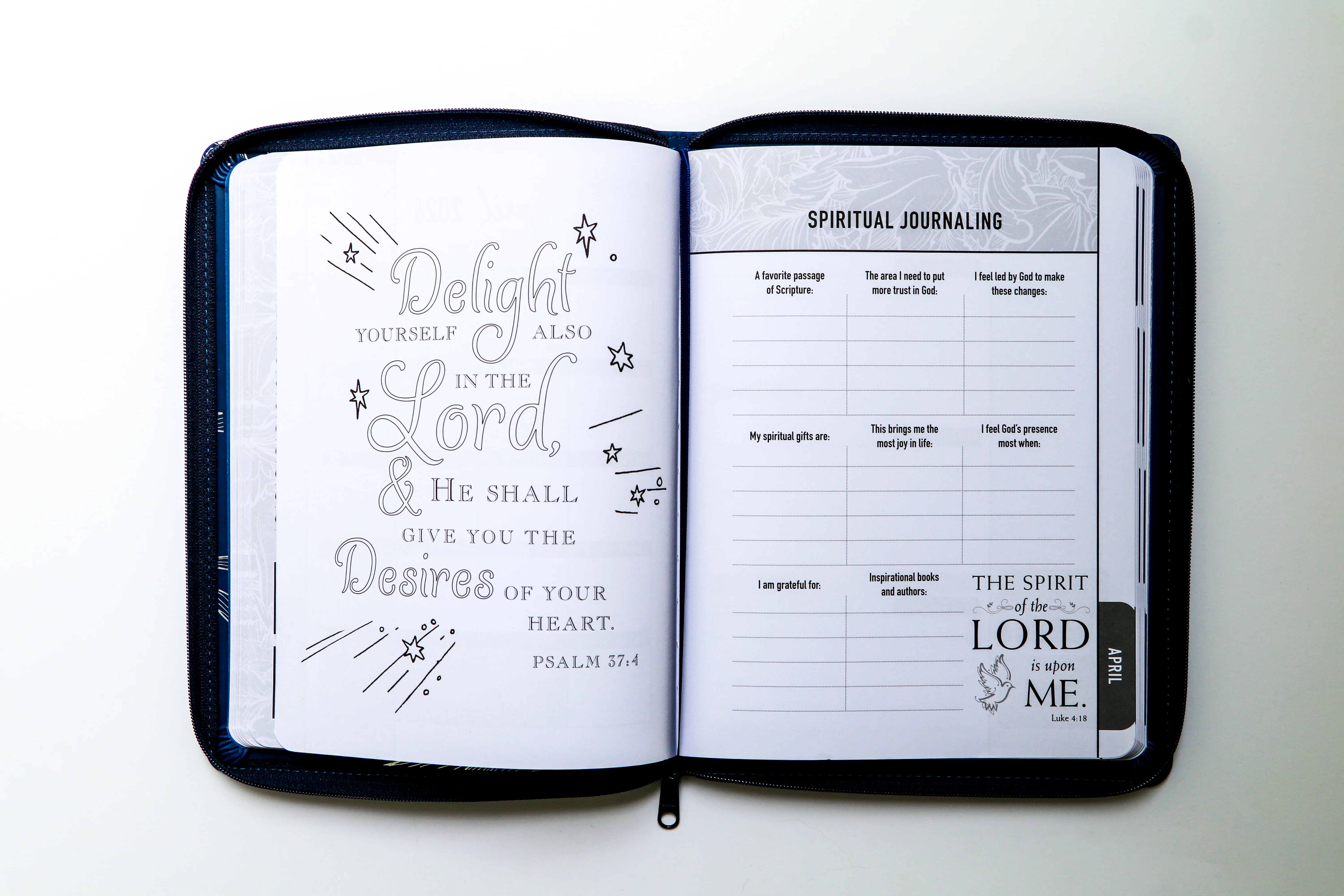 2026 NKJV 16-Month Scripture Planner, Zippered Leathersoft, Navy, Be Strong & Very Courageous - Image 5