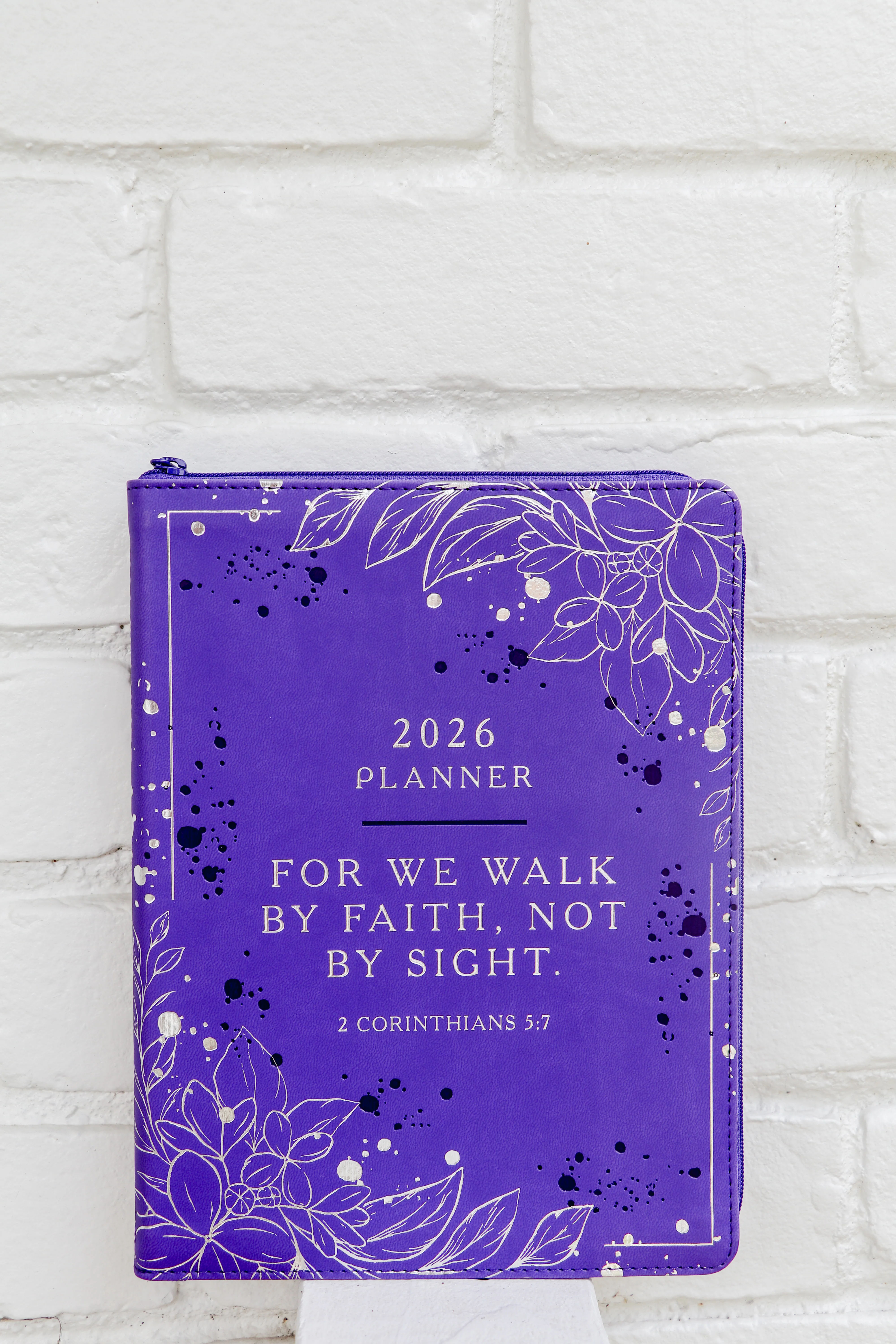2026 NKJV 16-Month Scripture Planner, Zippered Leathersoft, Purple, Walk by Faith - Image 10