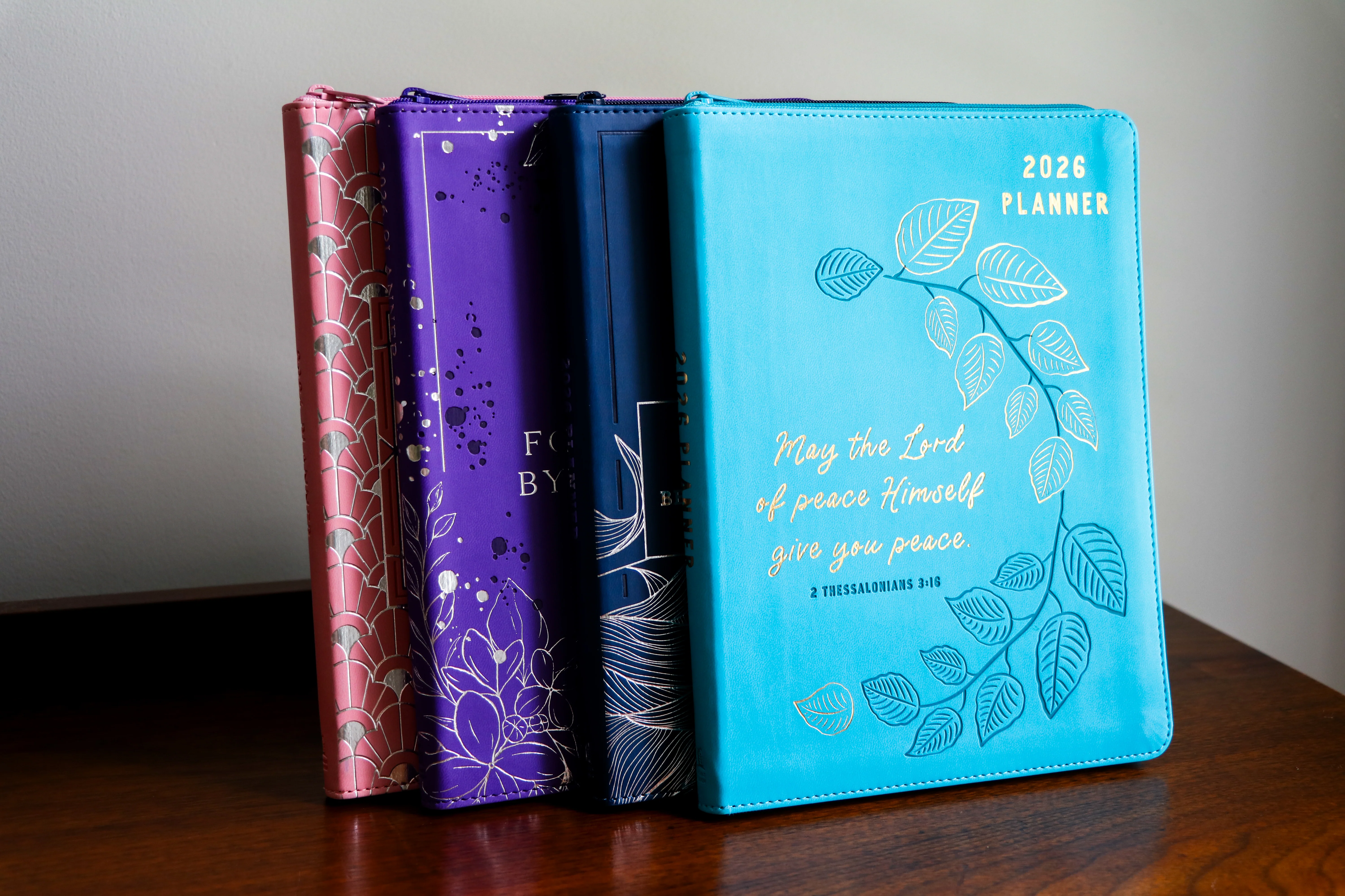 2026 NKJV 16-Month Scripture Planner, Zippered Leathersoft, Teal, May the Lord of Peace - Image 12