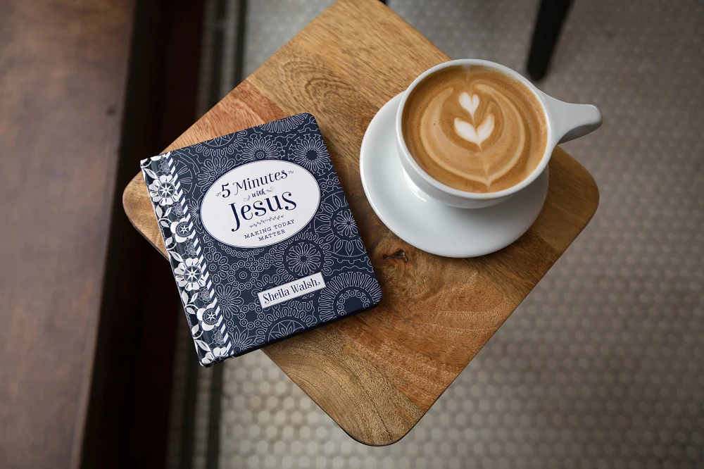 5 Minutes with Jesus 3-Pack Bundle - Image 2
