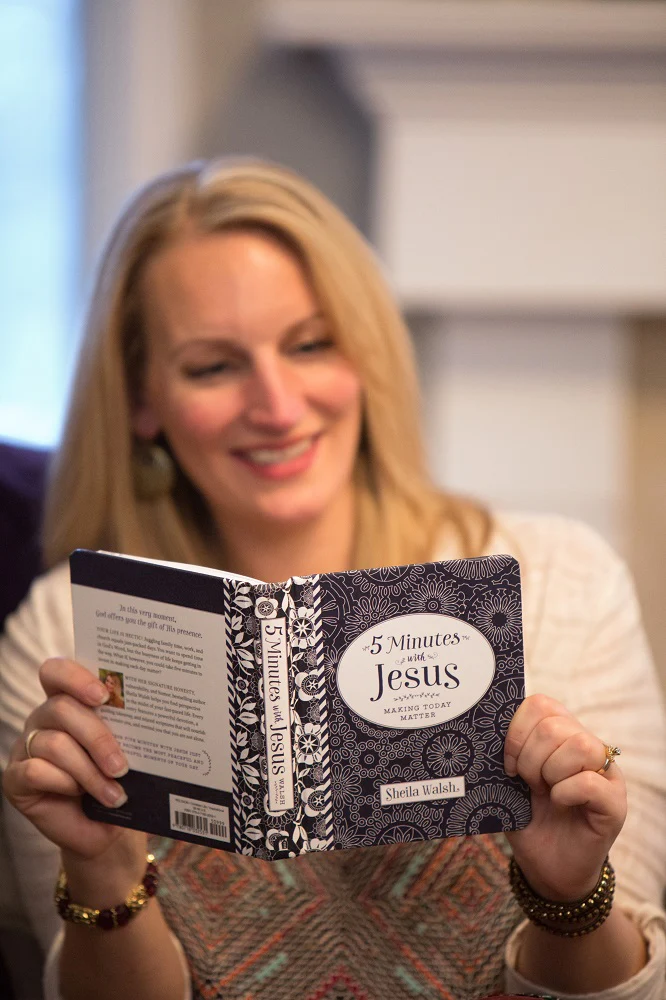 5 Minutes with Jesus 3-Pack Bundle - Image 3