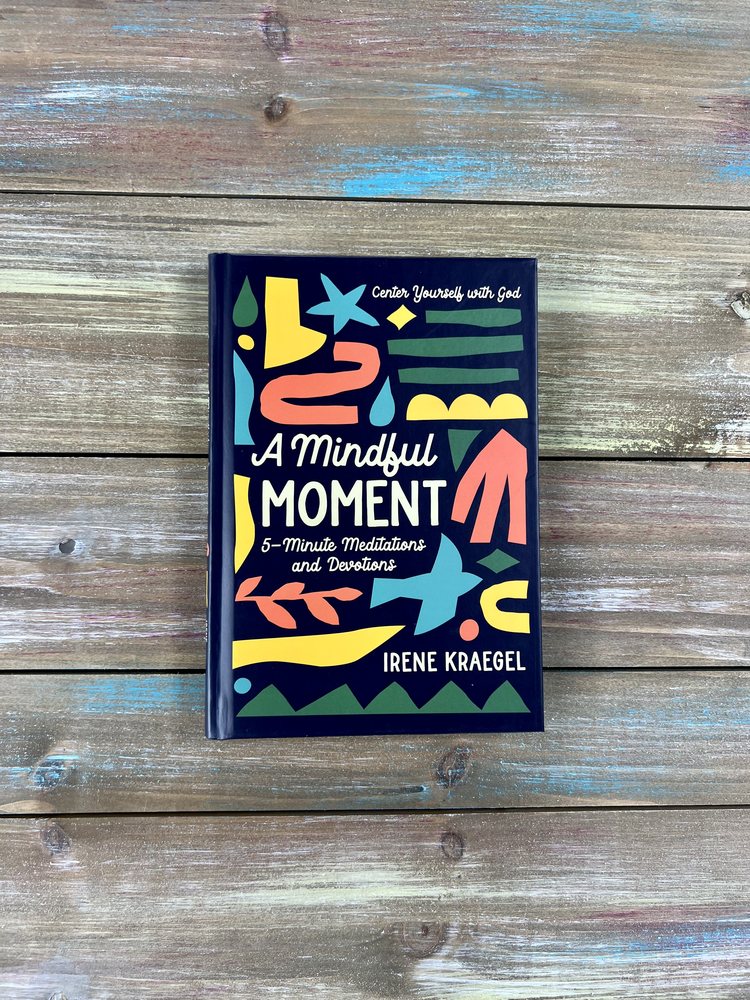 A Mindful Moment: 5-Minute Meditations and Devotions - Image 4