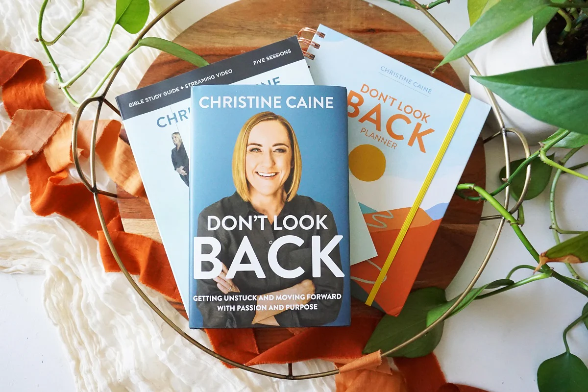 Don't Look Back Study Guide + Book + Planner Premium Bundle - Image 3