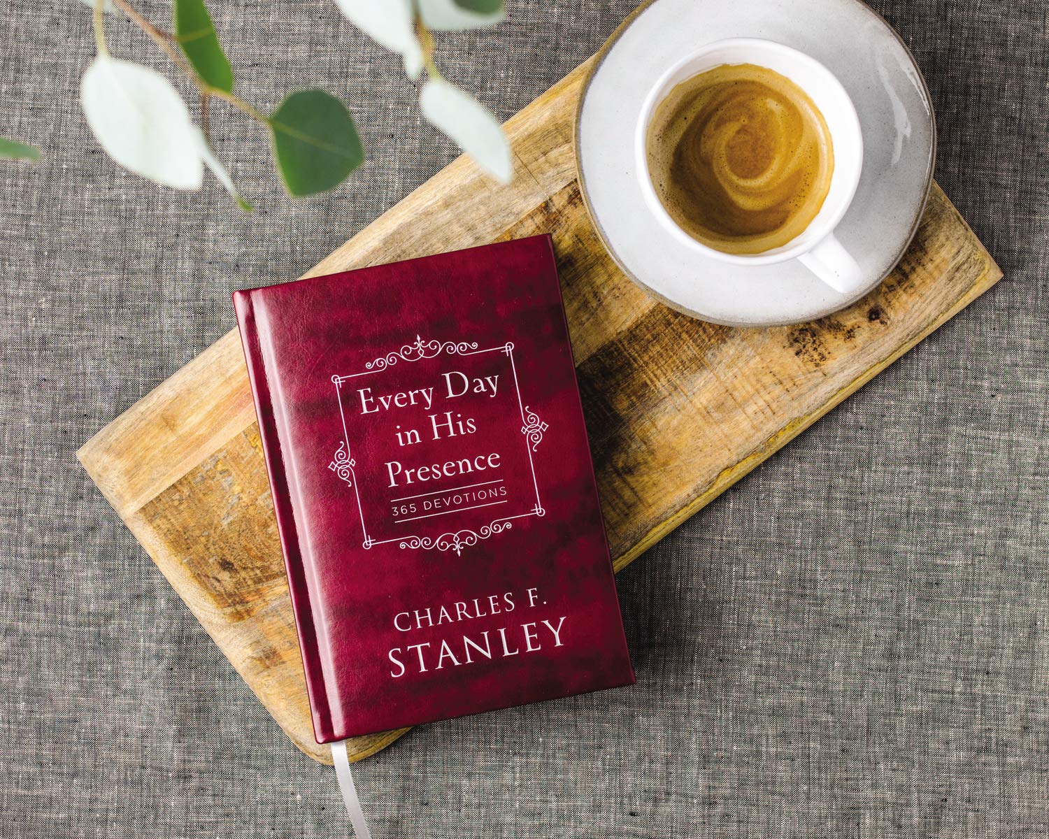 Every Day in His Presence: A Daily Devotional for Finding Peace and Purpose (365 Devotions - Inspiration for Every Day of the Year) - Image 3