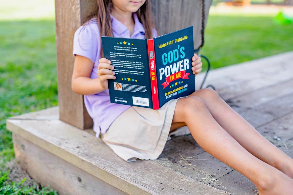 God's Power in Me: 52 Declarations and Devotions for Kids - Image 2