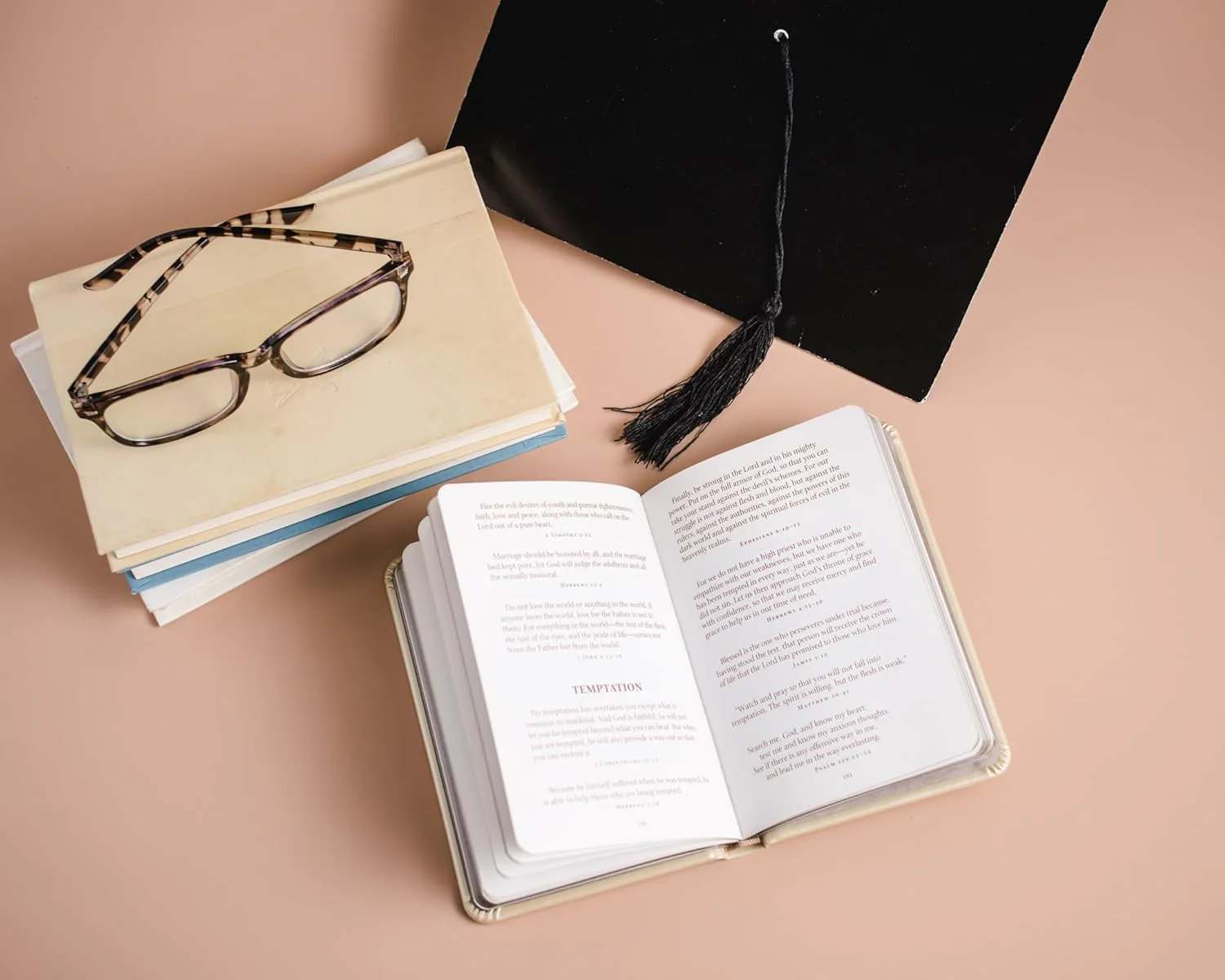 God's Promises for Graduates: Class of 2025 - Gold NIV: New International Version – The Perfect Christian Graduation Gifts to Celebrate Your Grad - Image 8