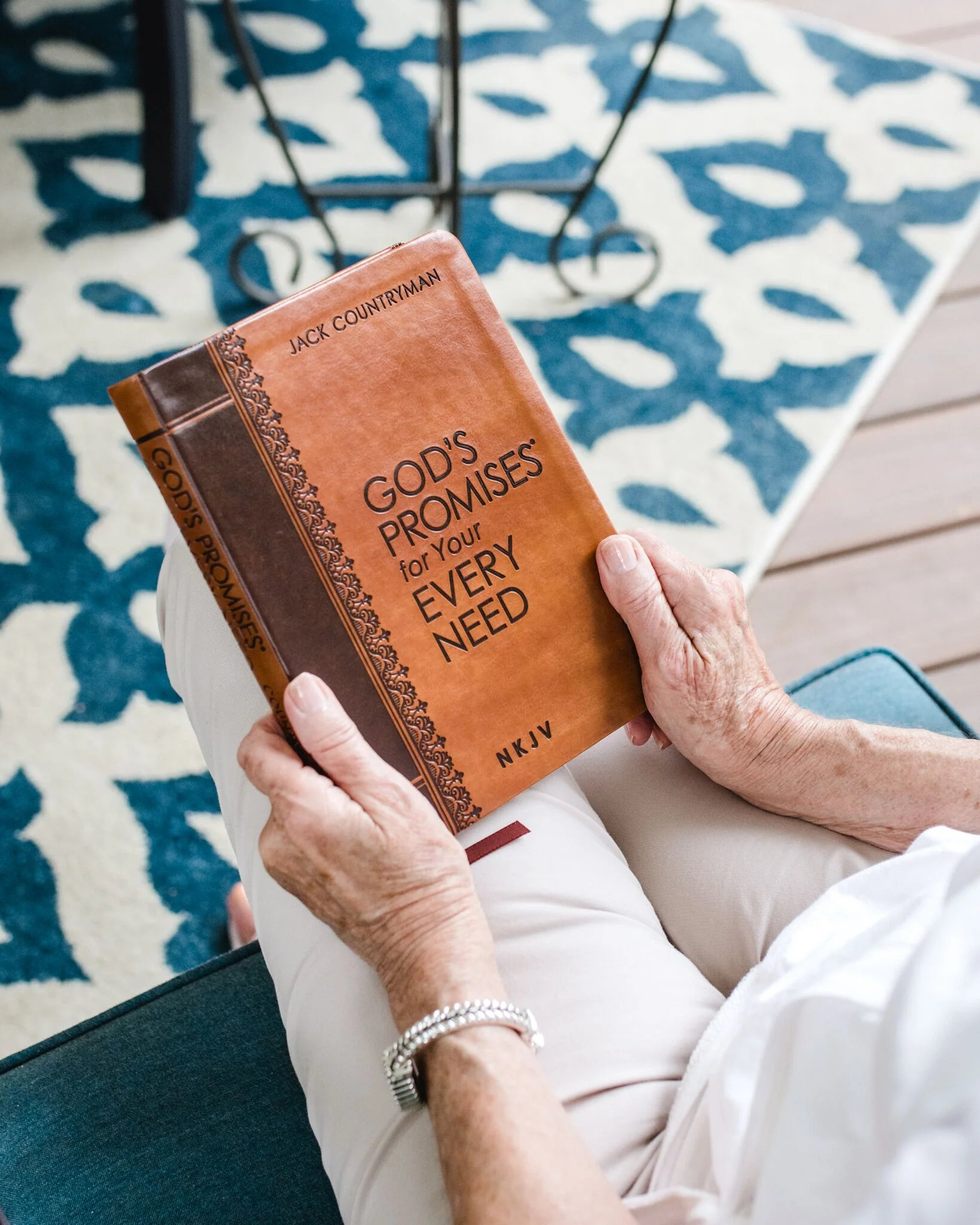 God's Promises for Your Every Need: A Treasury of Scripture for Life - Image 4