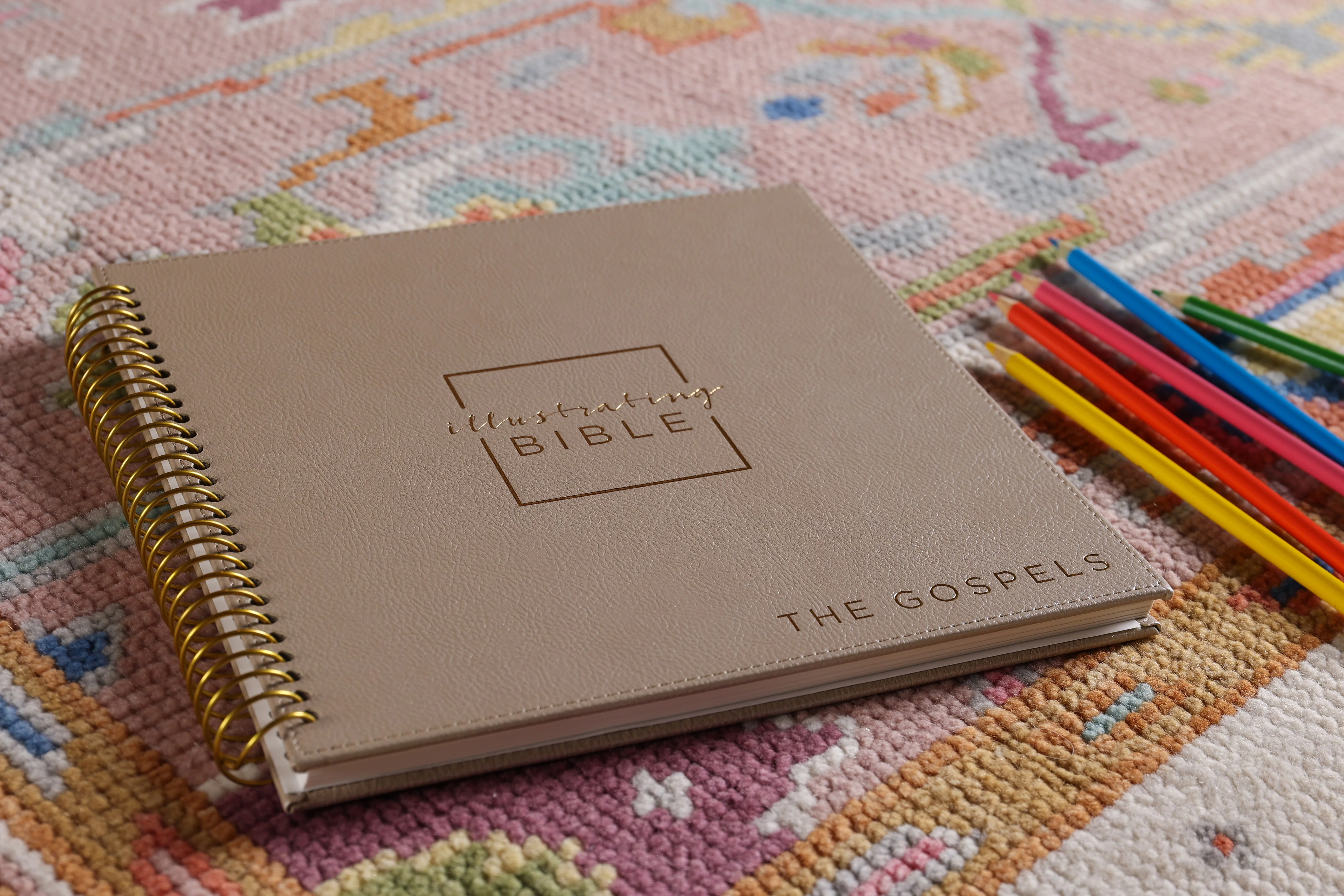 NIV, Spiral-bound Illustrating Bible: The Gospels, Softcover Spiral, Tan: Draw, Write, and Reflect Your Way Through Scripture - Image 2