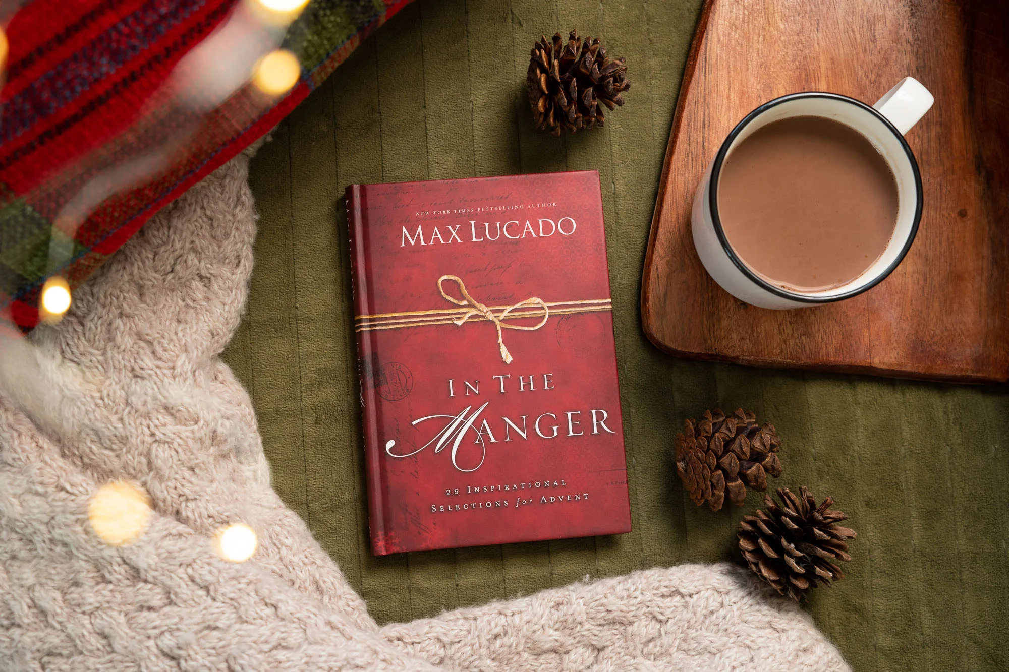 In the Manger: 25 Inspirational Selections for Advent (A 25-Day Christmas Devotional) – The Perfect Christian Gift for the Holiday Season - Image 5