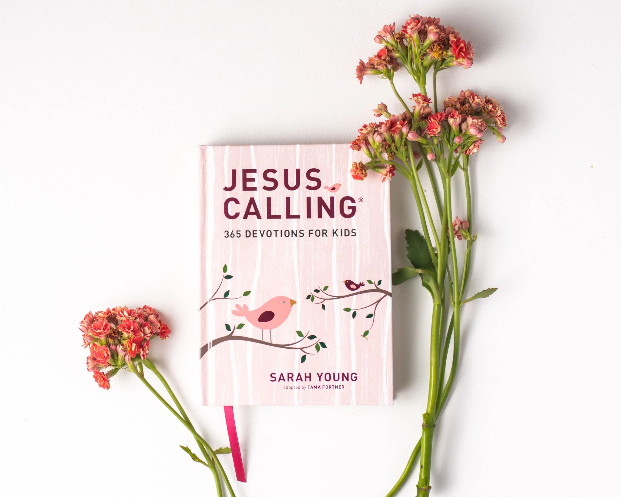 Jesus Calling: 365 Devotions for Kids (Girls Edition) - Image 2
