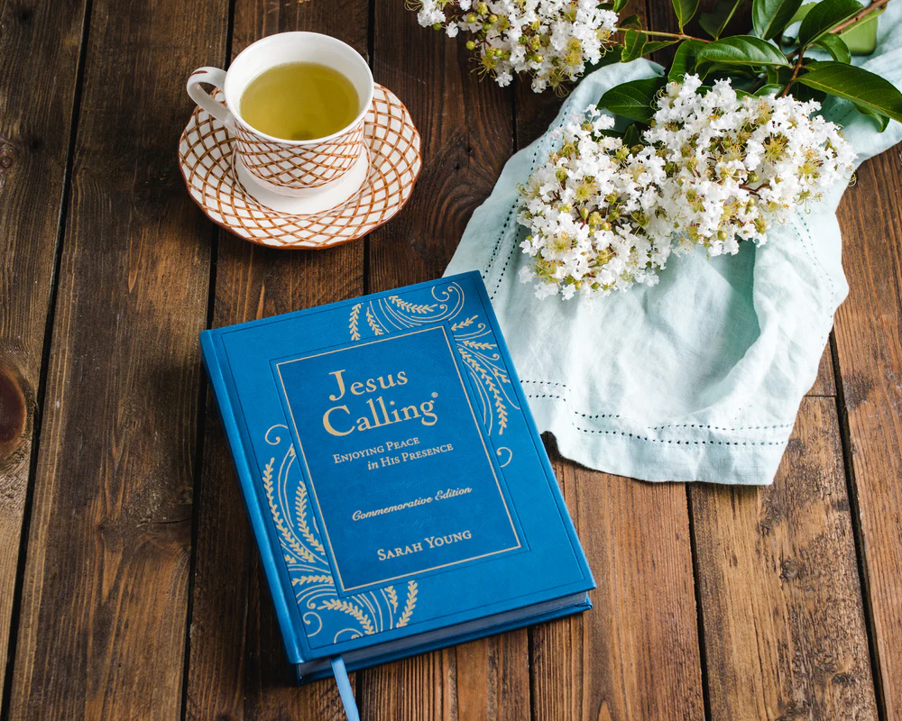 Jesus Calling, Commemorative Edition: Enjoying Peace in His Presence (A 365-Day Devotional, Includes 12 Bonus Devotions and 12 Letters from the Author) – Perfect Christian Gift for Lent and Easter - Image 11