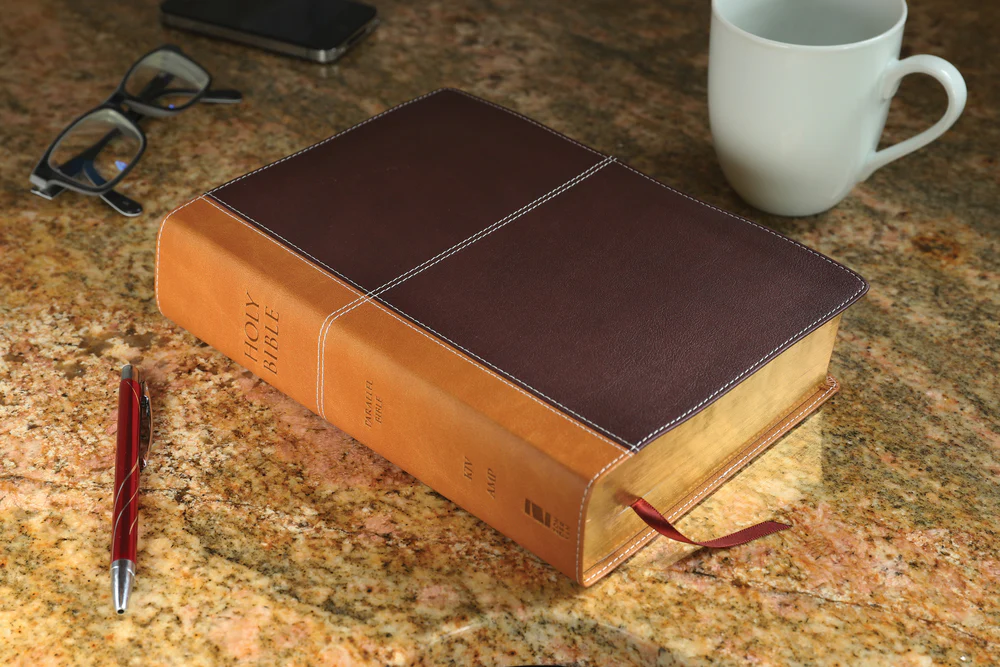 KJV, Amplified, Parallel Bible, Large Print, Red Letter Edition: Two Bible Versions Together for Study and Comparison - Image 15