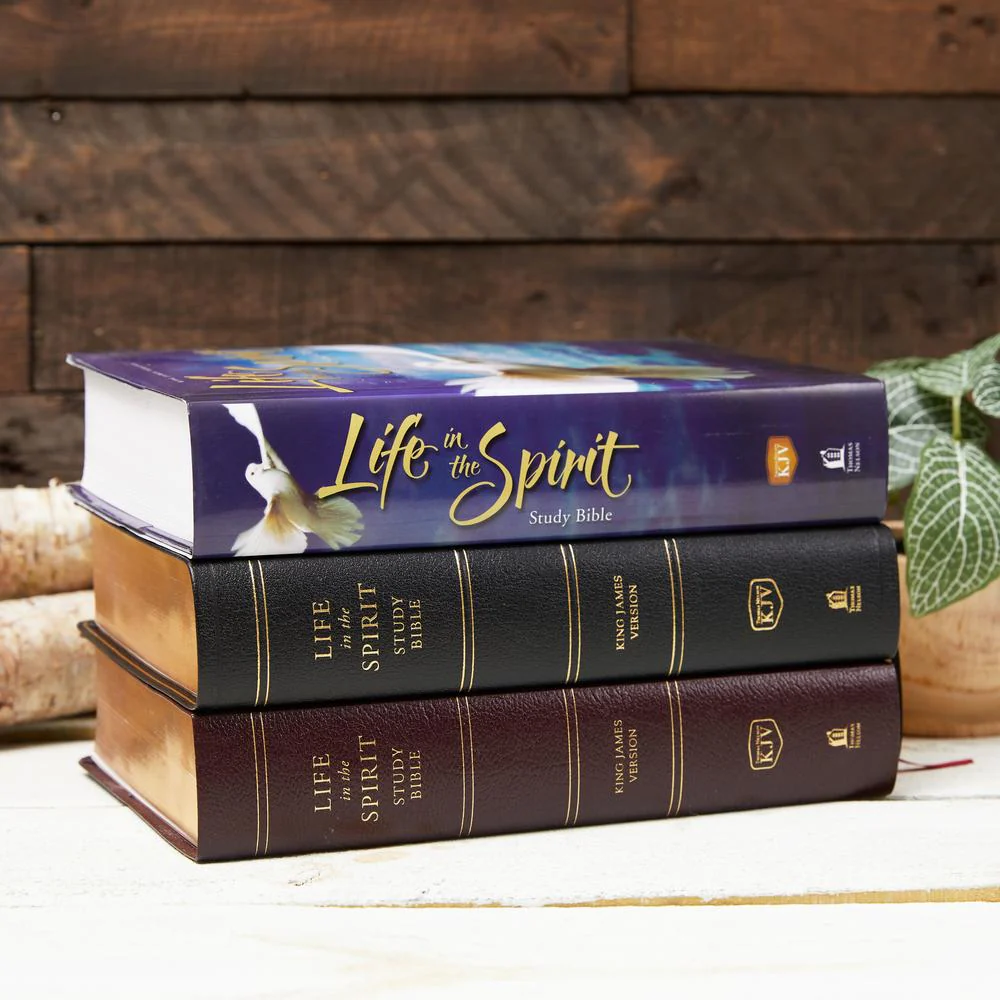 KJV, Life in the Spirit Study Bible, Red Letter Edition: Formerly Full Life Study - Image 34