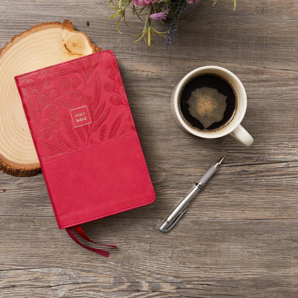 KJV, Personal Size Large Print Single-Column Reference Bible, Red Letter Edition, Comfort Print - Image 15