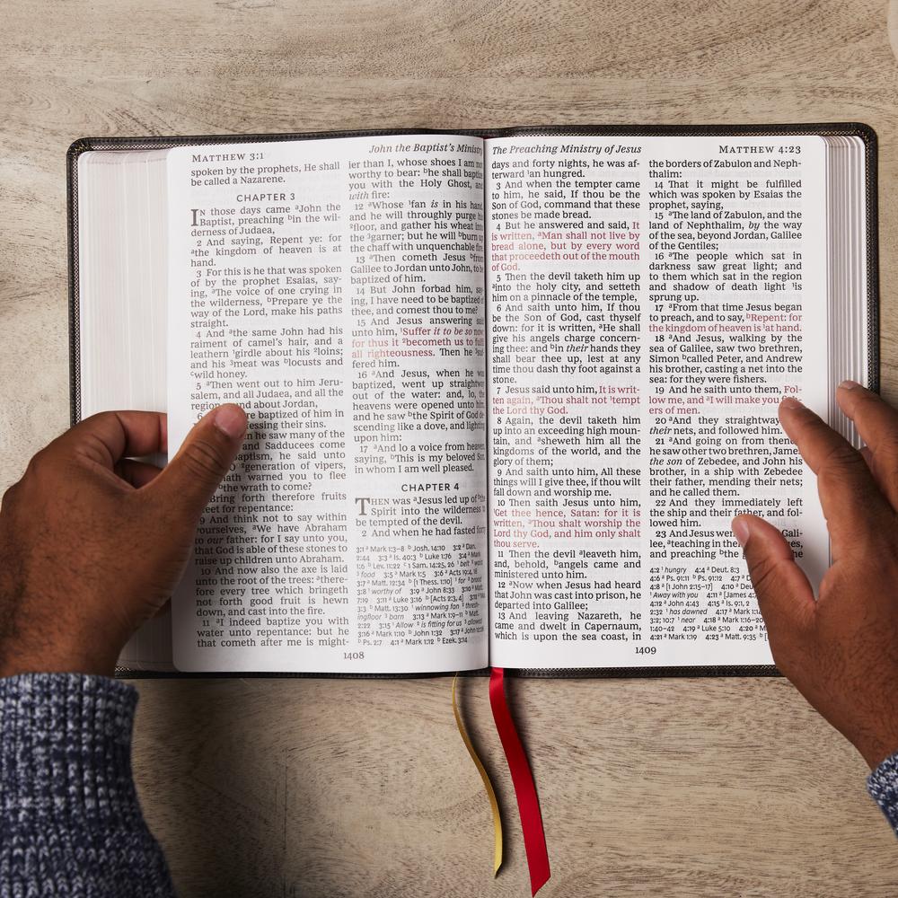 KJV, Reference Bible, Super Giant Print, Red Letter Edition, Comfort Print - Image 84