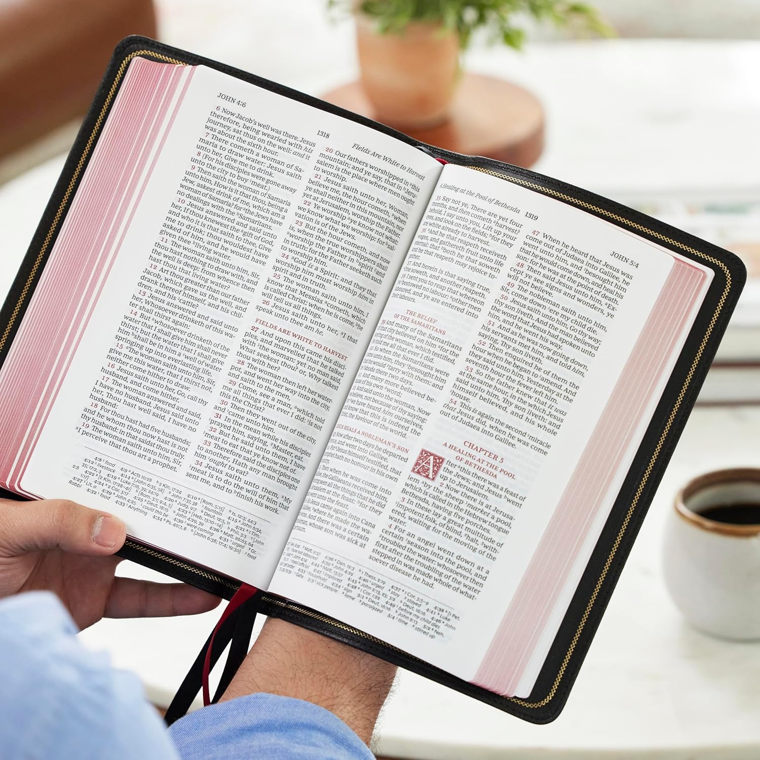 KJV, Sovereign Collection Bible, Personal Size, Red Letter Edition, Comfort Print - Image 6