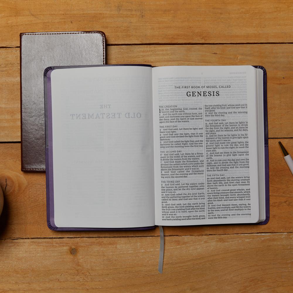 KJV, Thinline Bible, Large Print, Red Letter Edition, Comfort Print - Image 30