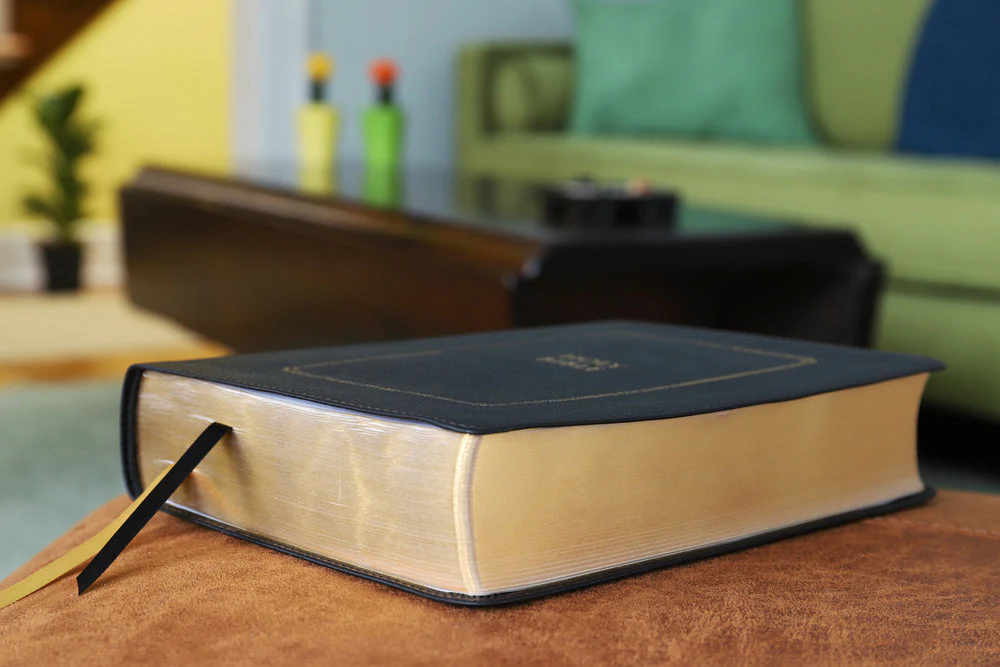 KJV, Thompson Chain-Reference Bible,  Red Letter, Comfort Print - Image 37