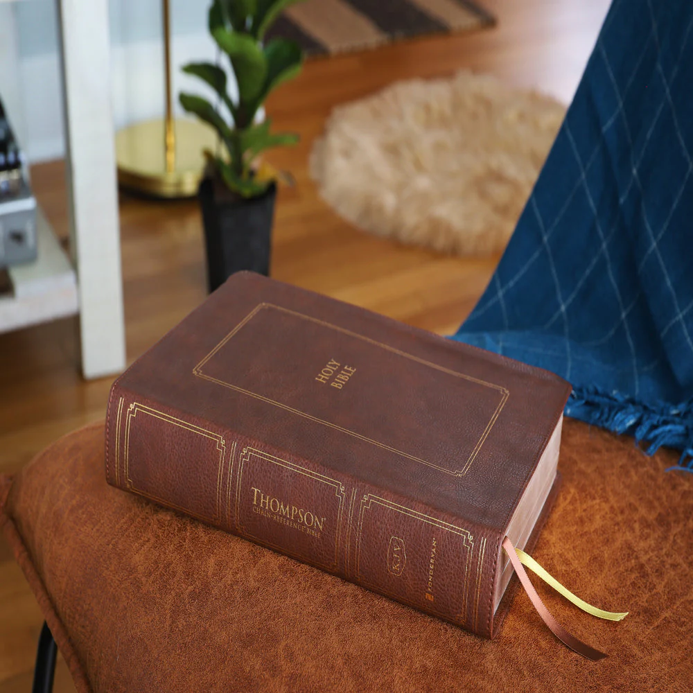 KJV, Thompson Chain-Reference Bible, Large Print, Red Letter, Comfort Print - Image 33