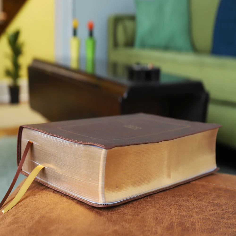 KJV, Thompson Chain-Reference Bible, Large Print, Red Letter, Comfort Print - Image 5