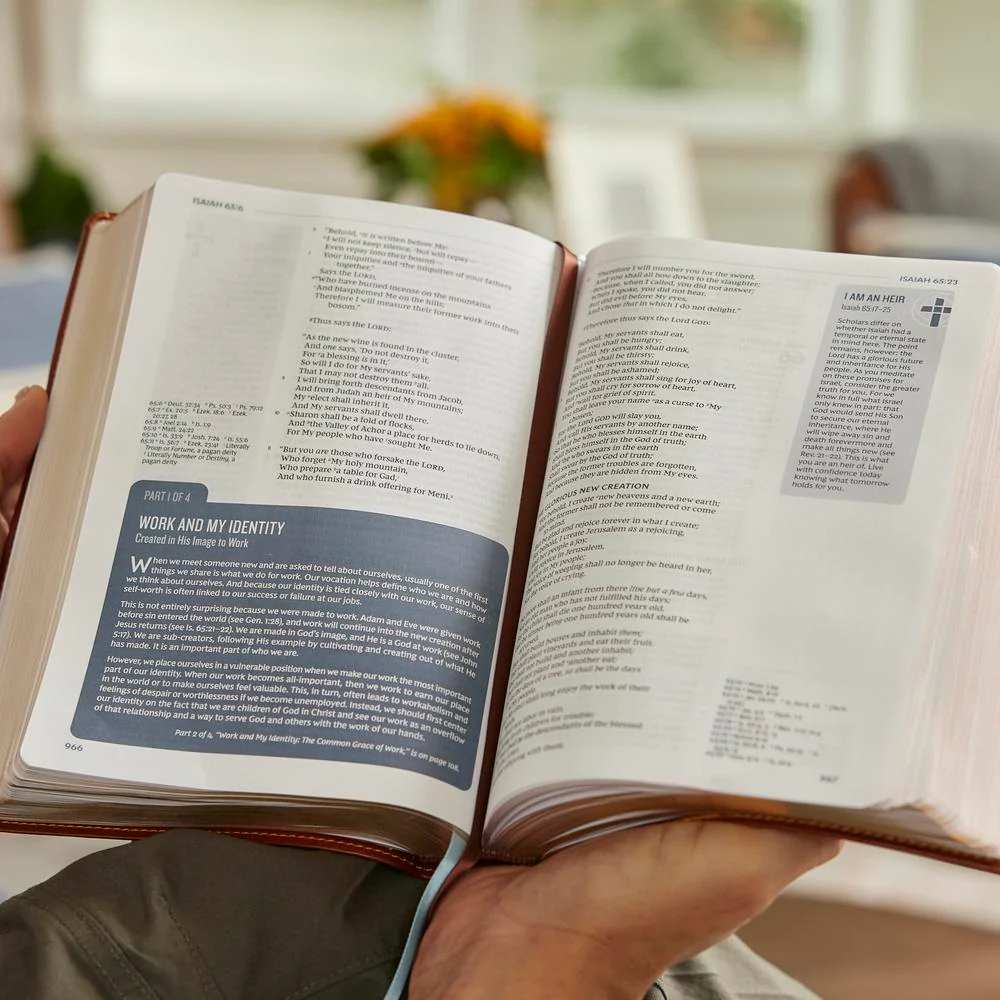 Life in Christ Bible: Discovering, Believing, and Rejoicing in Who God Says You Are  (NKJV, Red Letter, Comfort Print) - Image 27