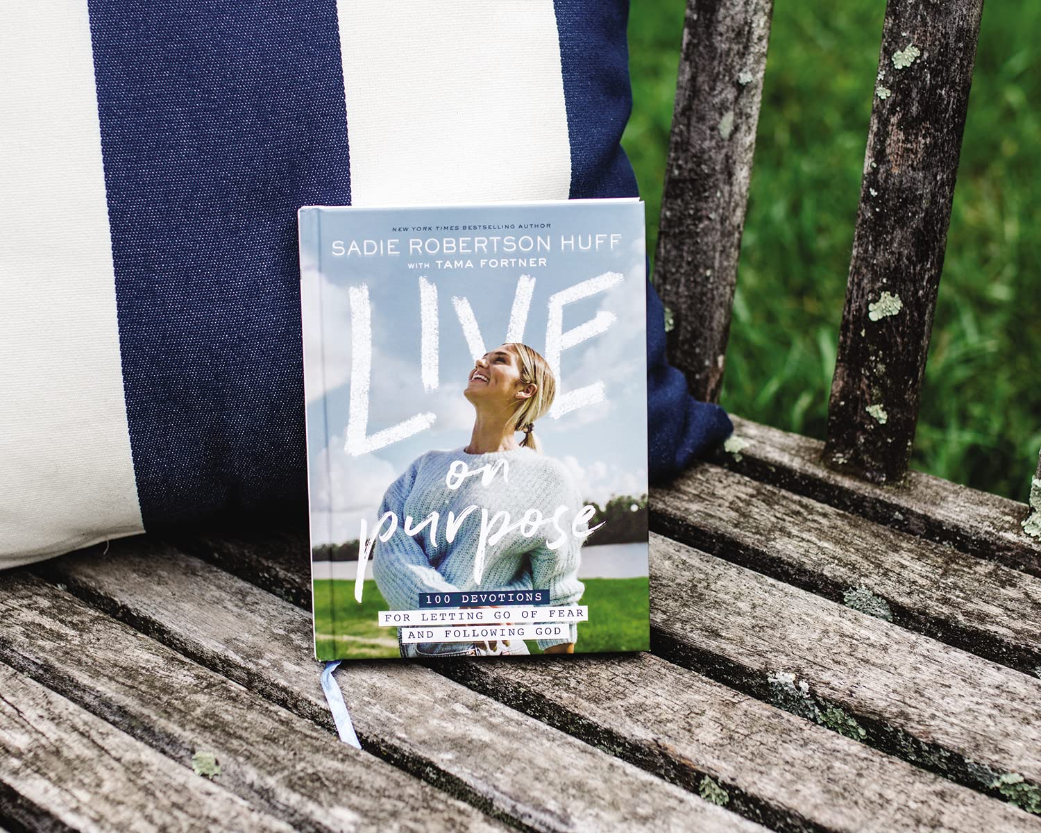 Live on Purpose: 100 Devotions for Letting Go of Fear and Following God - Image 4