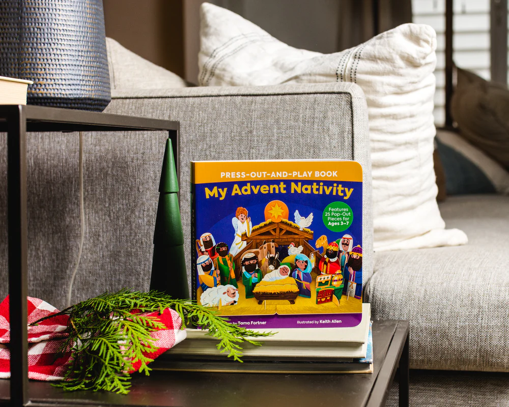 My Advent Nativity Press-Out-and-Play Book: Features 25 Pop-Out Pieces for Ages 3–7 - Image 10