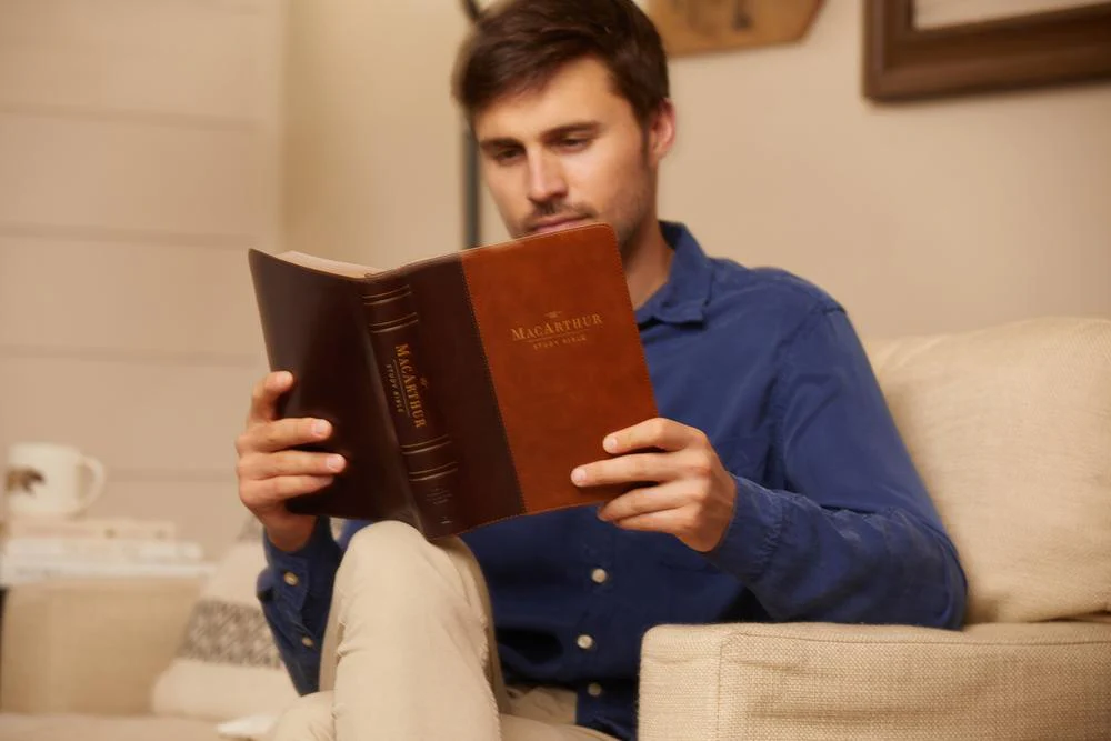NASB, MacArthur Study Bible, 2nd Edition, Comfort Print: Unleashing God's Truth One Verse at a Time - Image 56
