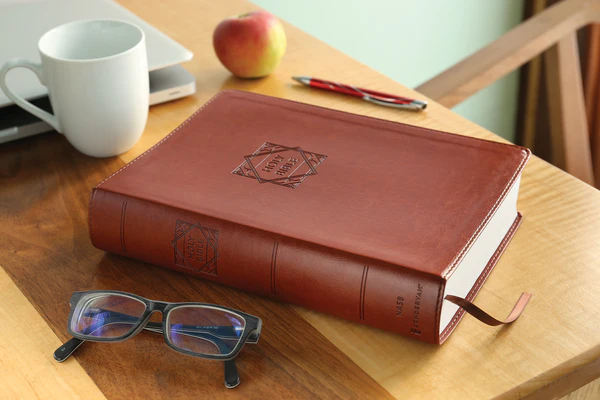 NASB, Super Giant Print Reference Bible, Red Letter Edition, 1995 Text, Comfort Print - Image 16