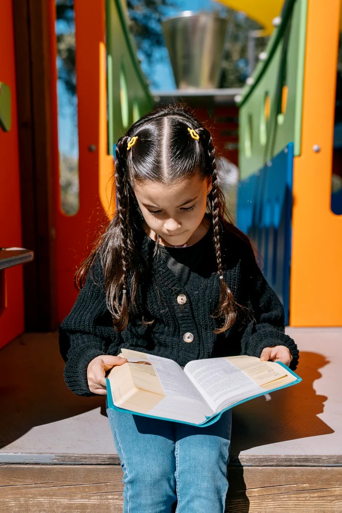 NBLA, Biblia visual de estudio para niños: Explora la Biblia: personajes, lugares e historia - Image 11