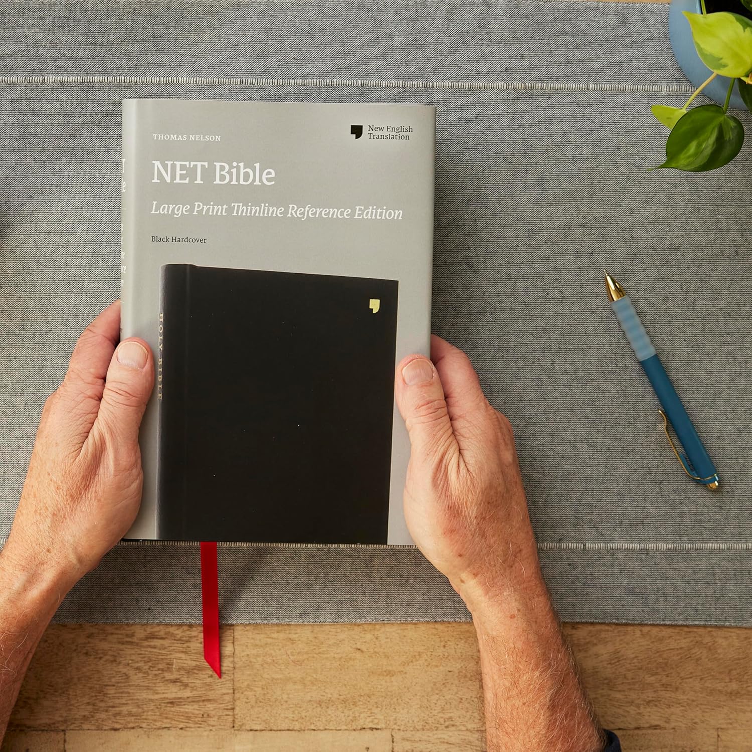 NET Bible, Large Print Thinline with Cross References, Comfort Print - Image 11