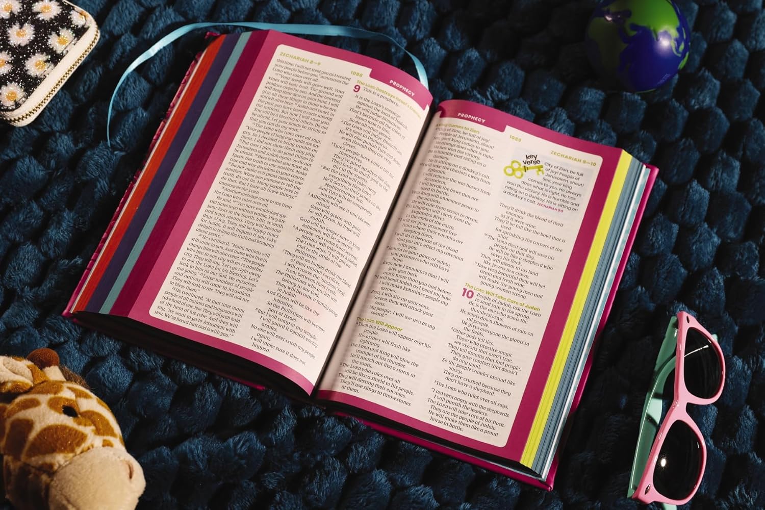 NIrV, Tiny Theologians Bible, Leathersoft over Board, Pink, Comfort Print: A Beginner’s Guide to the Bible – for Kids - Image 21