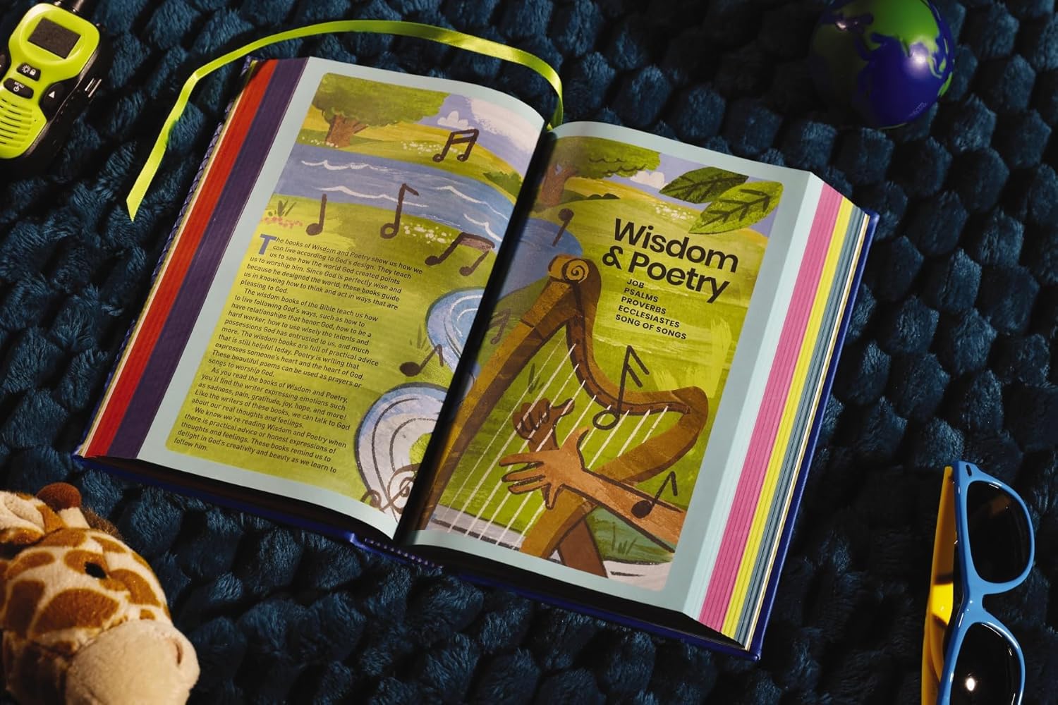NIrV, Tiny Theologians Bible, Leathersoft over Board, Pink, Comfort Print: A Beginner’s Guide to the Bible – for Kids - Image 9