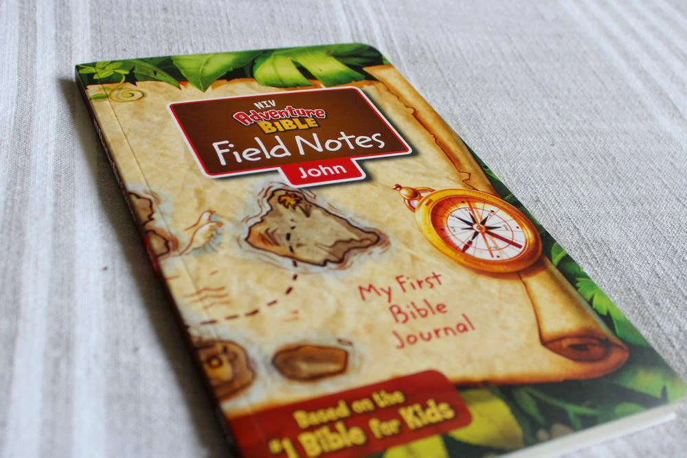 NIV, Adventure Bible Field Notes, John, Paperback, Comfort Print: My First Bible Journal - Image 6