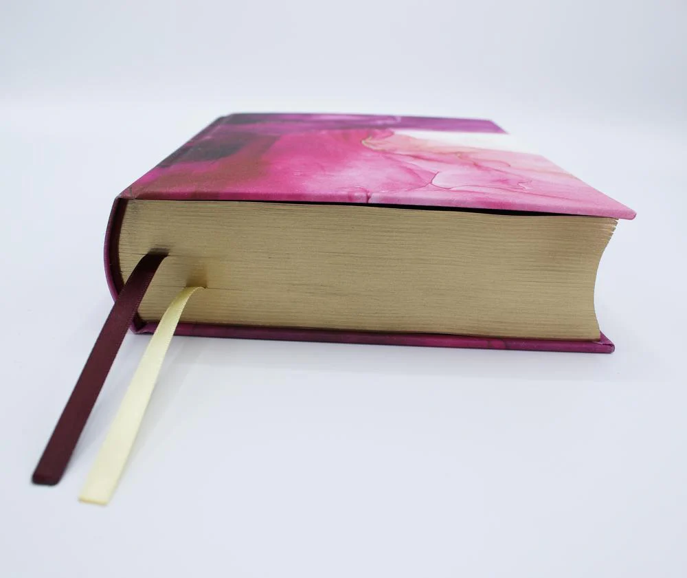 NIV, Artisan Collection Bible, Gilded Edges, Red Letter Edition, Comfort Print - Image 35