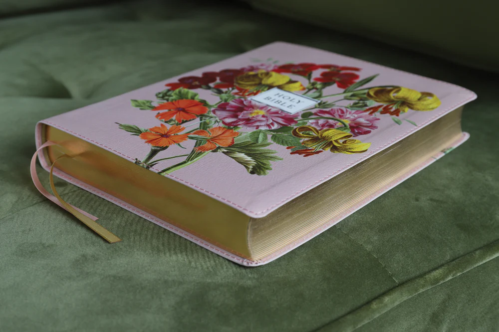 NIV, Artisan Collection Bible, Red Letter Edition, Comfort Print - Image 13