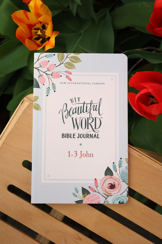 NIV, Beautiful Word Bible Journal, 1-3 John, Paperback, Comfort Print - Image 6