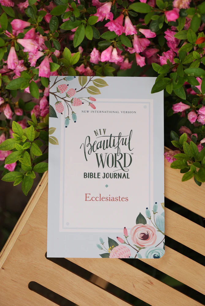 NIV, Beautiful Word Bible Journal, Ecclesiastes, Paperback, Comfort Print - Image 2