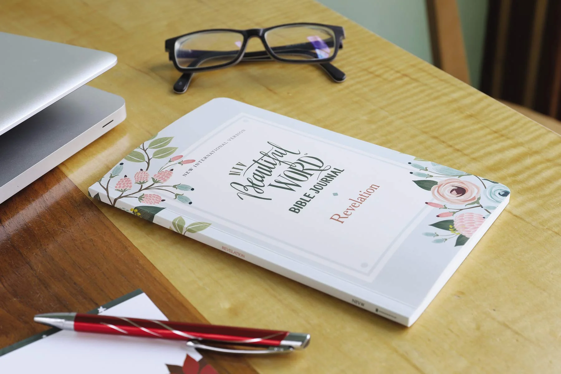 NIV, Beautiful Word Bible Journal, Revelation, Paperback, Comfort Print - Image 2