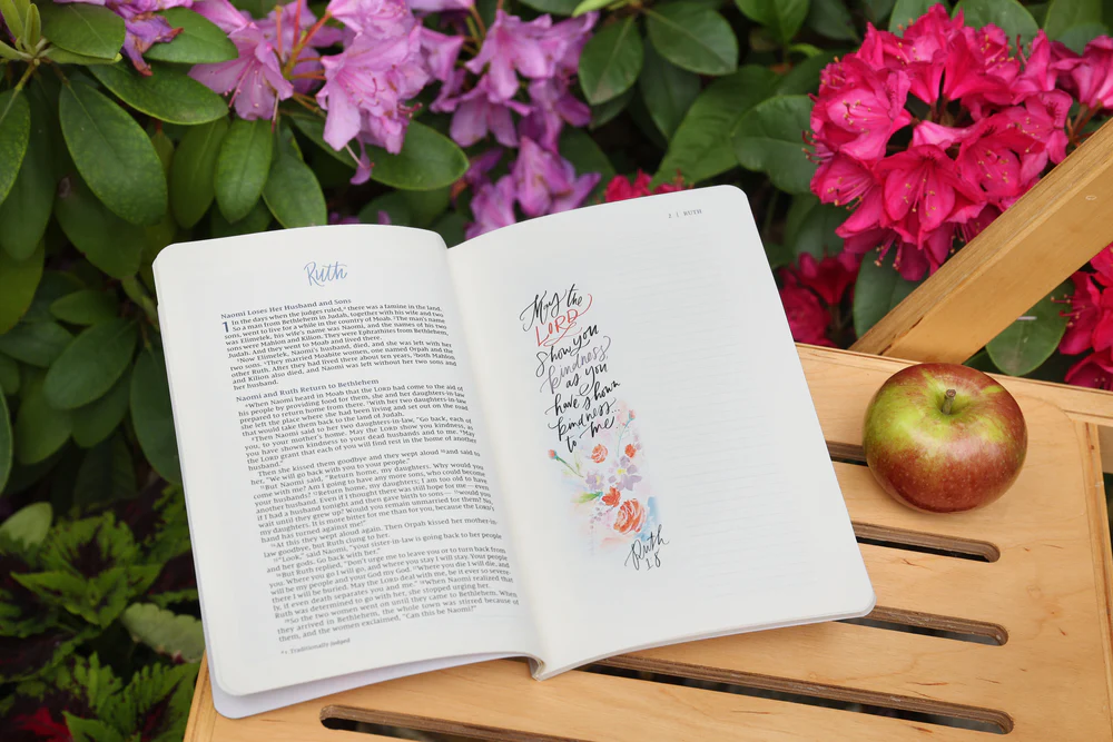 NIV, Beautiful Word Bible Journal, Ruth, Paperback, Comfort Print - Image 7