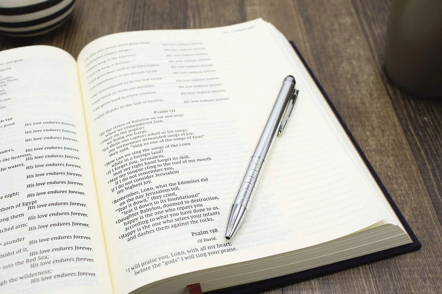 NIV, Journal the Word Bible, Red Letter, Comfort Print: Reflect, Take Notes, or Create Art Next to Your Favorite Verses - Image 18