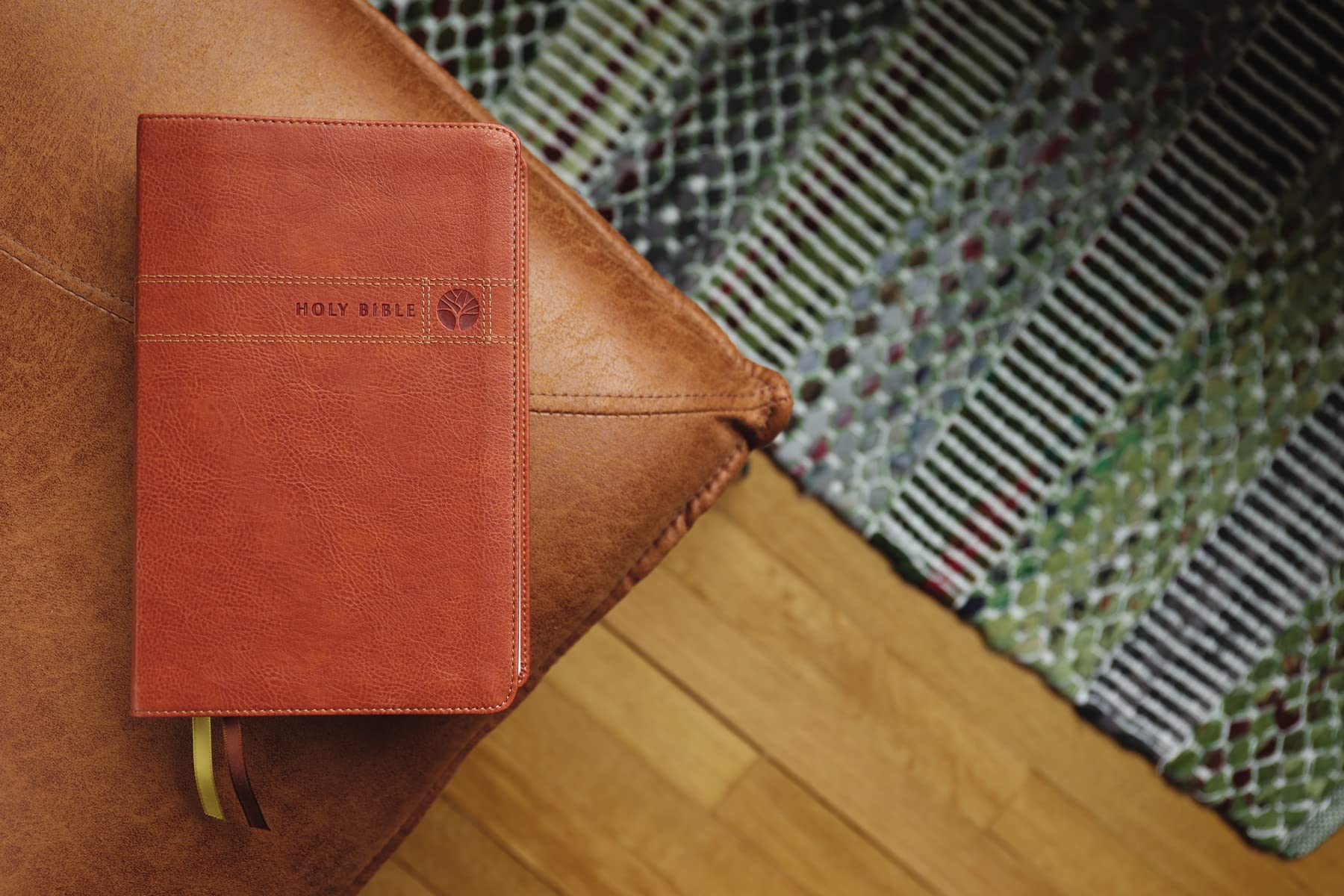 NIV, Men's Devotional Bible, Comfort Print - Image 11
