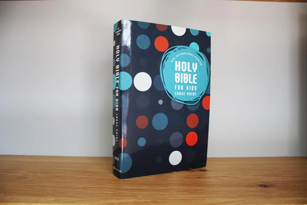 NIV, Outreach Large Print Bible for Kids, Paperback - Image 2