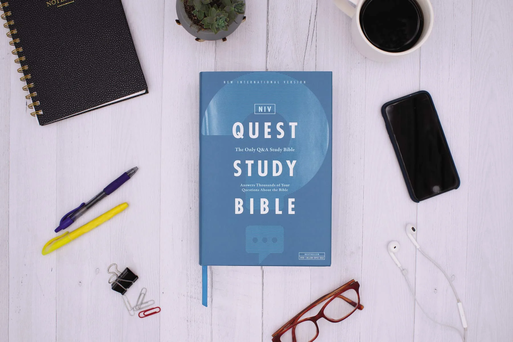 NIV, Quest Study Bible, Comfort Print: The Only Q and A Study Bible - Image 6