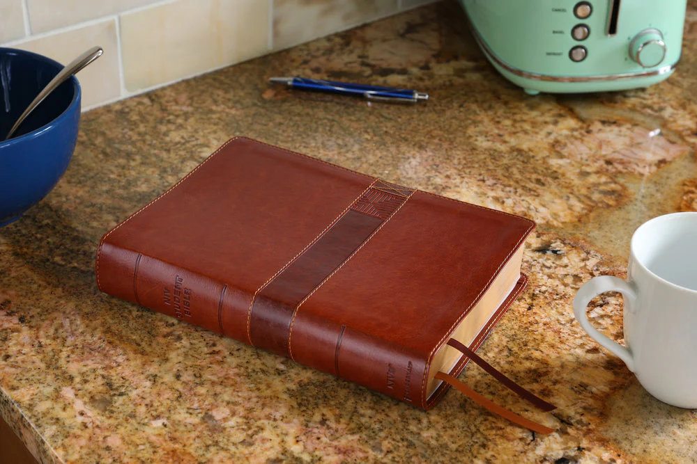 NIV, Student Bible, Comfort Print - Image 34