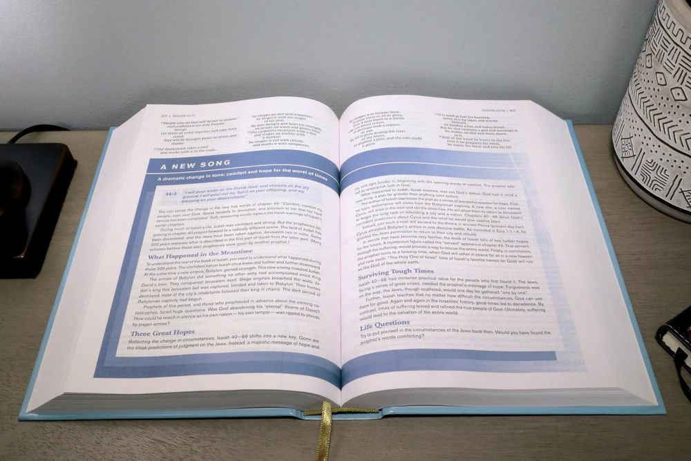 NIV, Student Bible, Personal Size, Comfort Print - Image 16