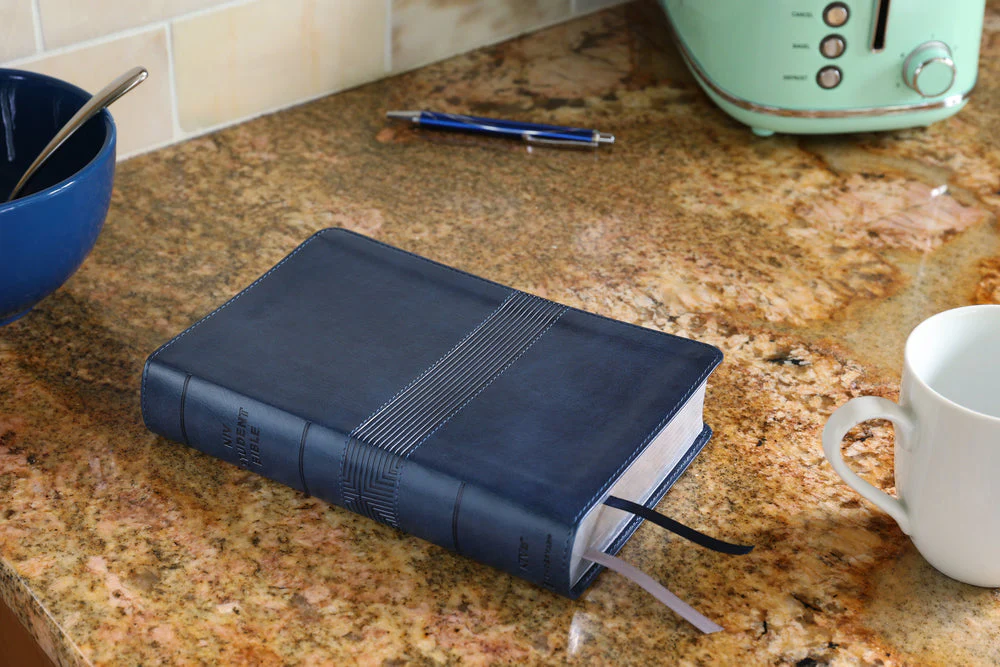 NIV, Student Bible, Personal Size, Comfort Print - Image 43